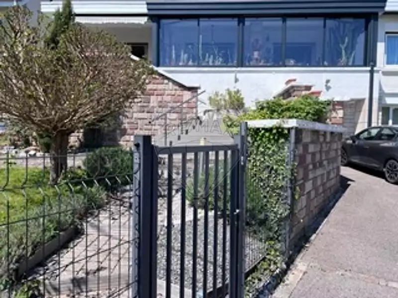 Appartement, 197 m²