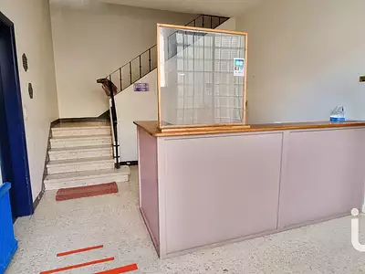 Immeuble, 300 m²