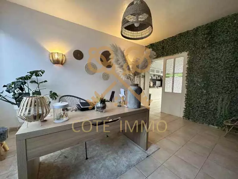 Maison, 160 m²