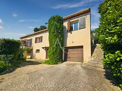 Maison, 180 m²