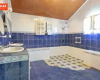 Maison, 220 m²
