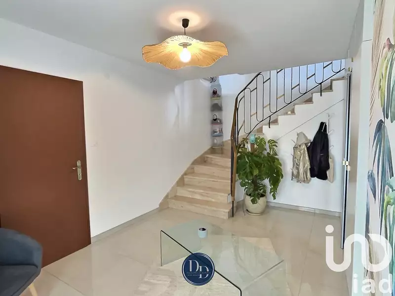 Maison, 180 m²