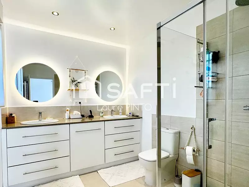 Maison, 178 m²