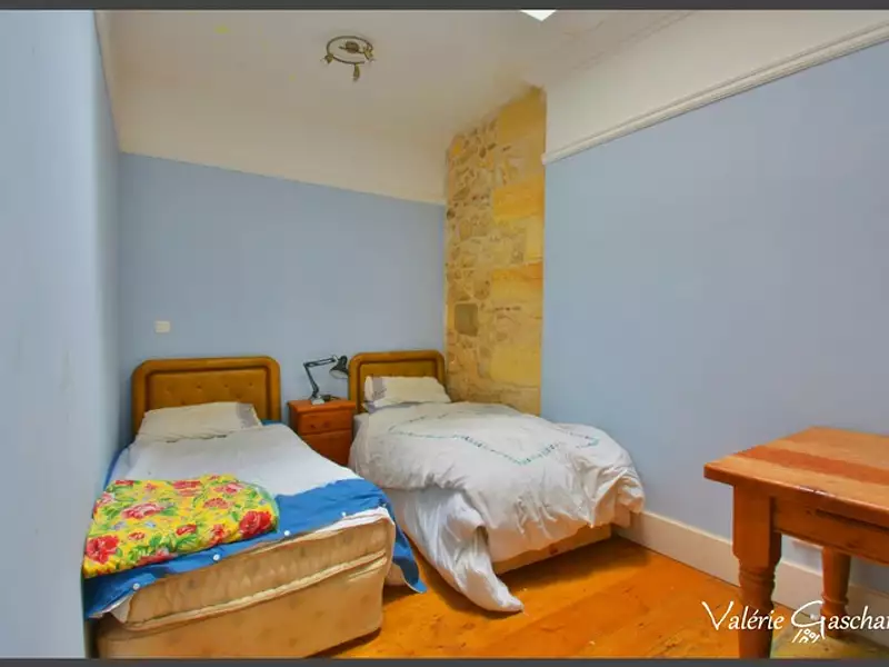 Maison, 250 m²