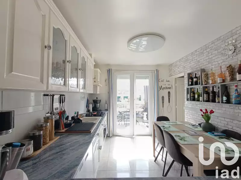 Maison, 141 m²