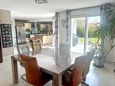 Maison, 199 m²