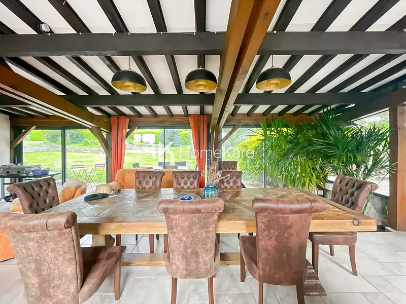 Maison, 263 m²