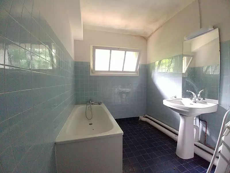 Maison, 210 m²