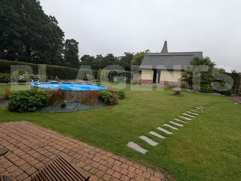 Maison, 165 m²