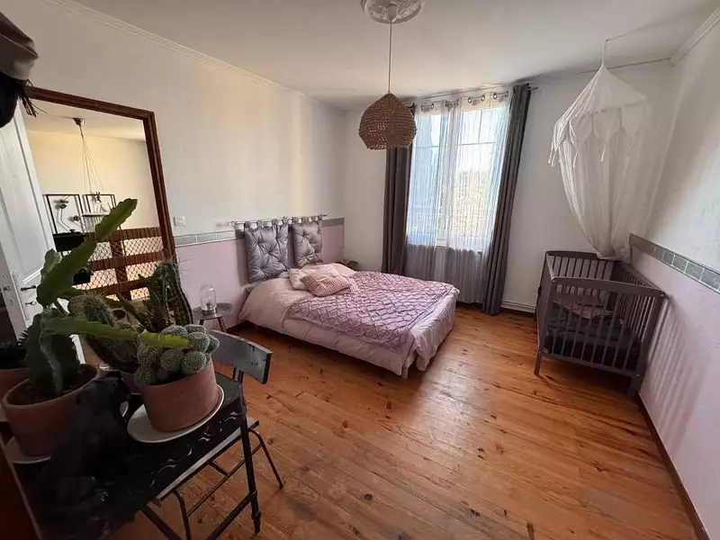 Maison, 240 m²