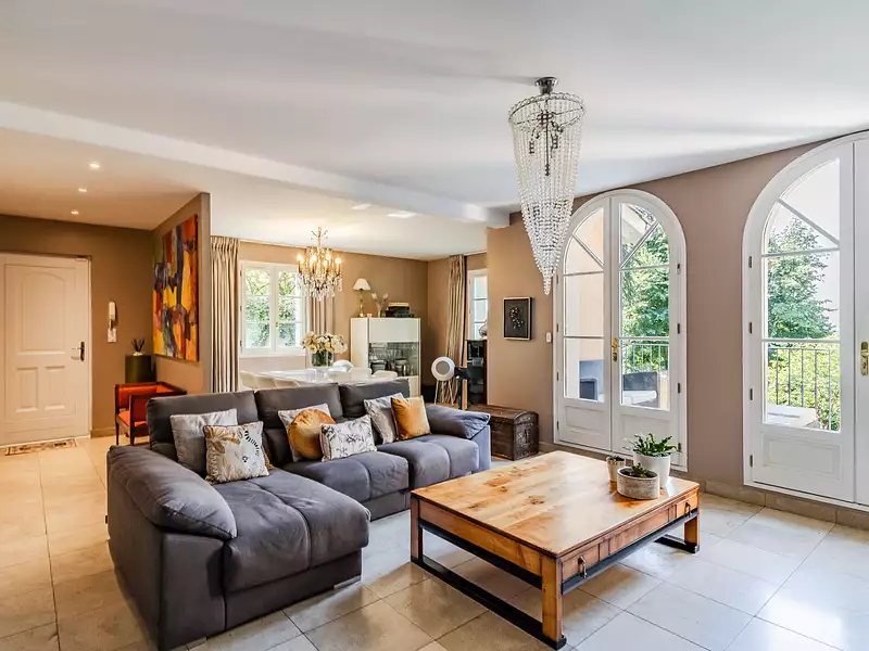 Maison, 210 m²