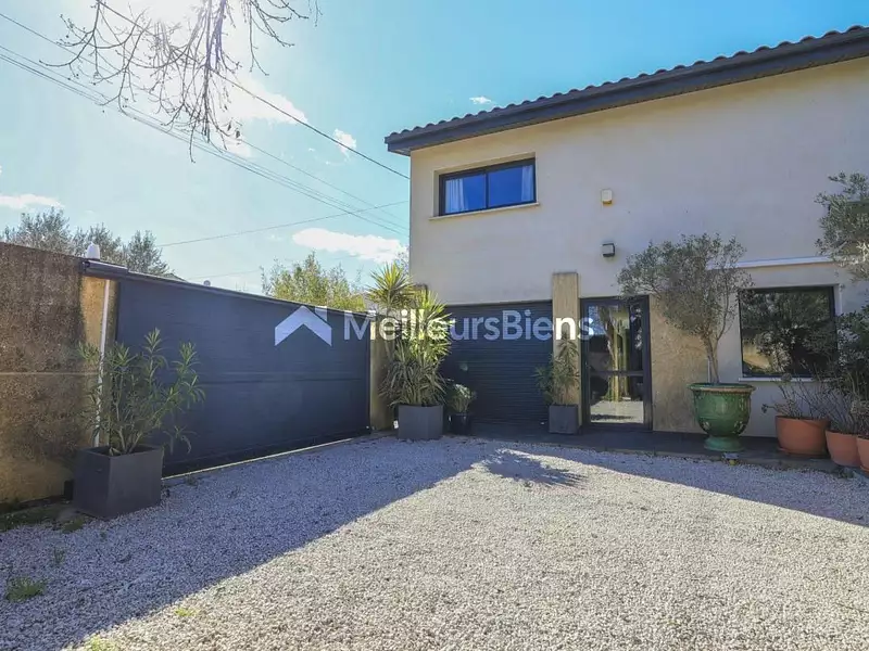 Maison, 190 m²