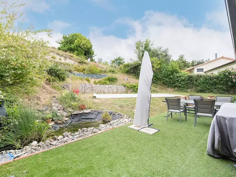 Maison, 185 m²