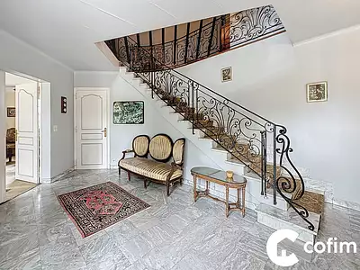Maison, 250 m²