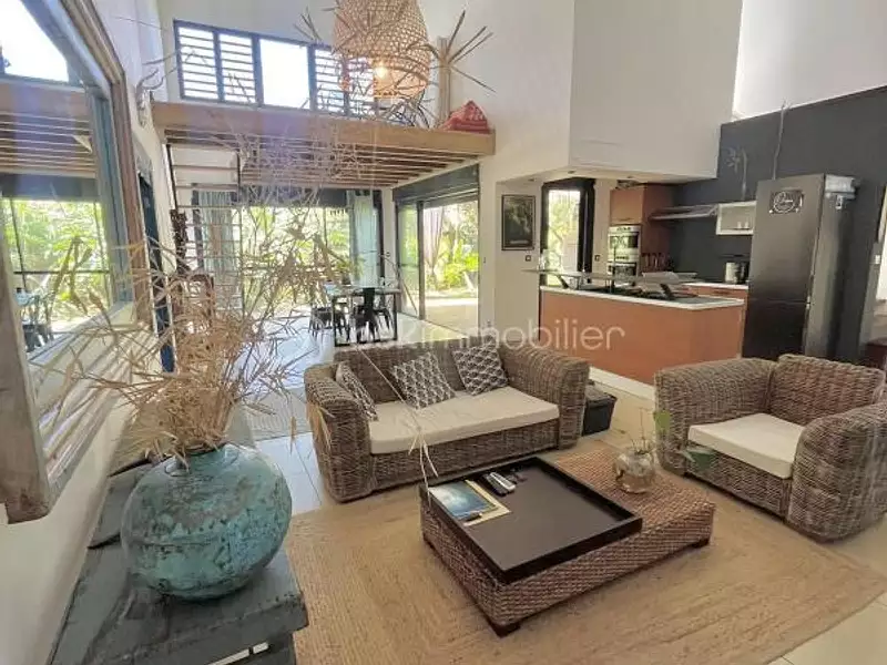 Maison, 143 m²