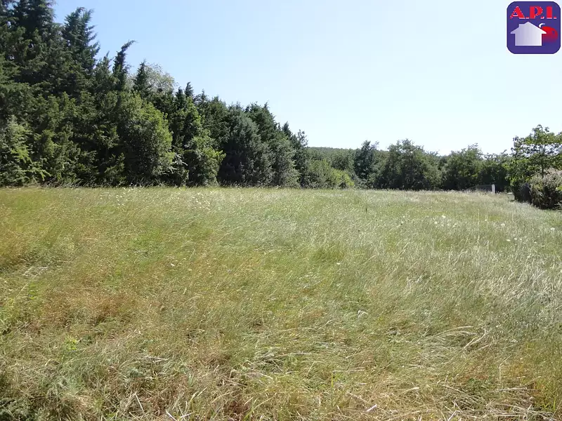 Terrain, 2 834 m²