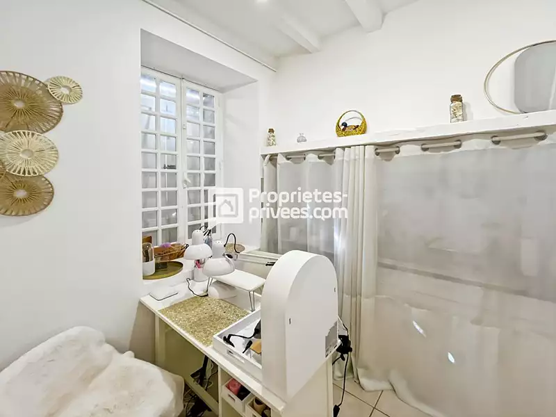Immeuble, 155 m²