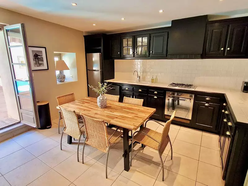 Maison, 220 m²