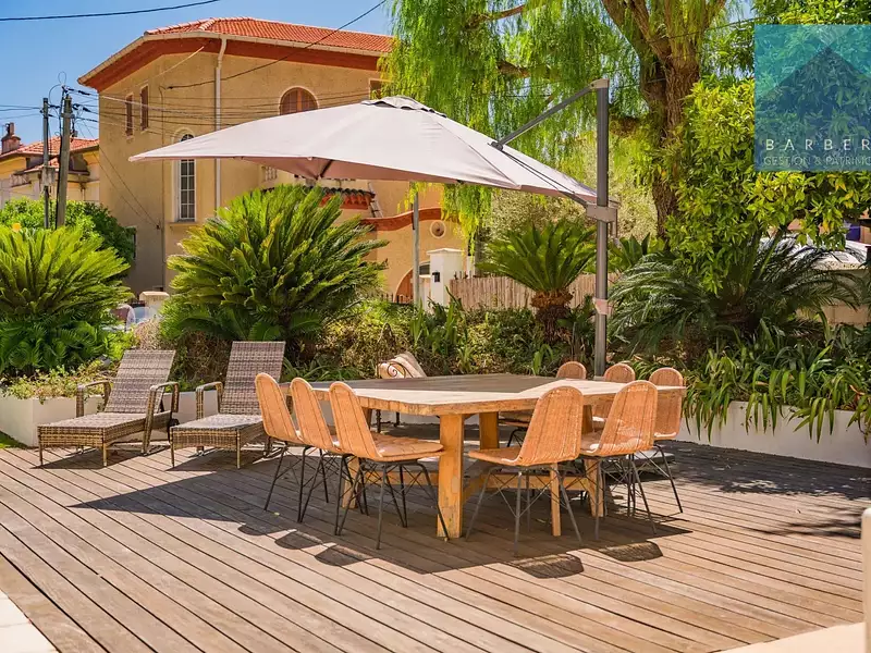 Maison, 217 m²