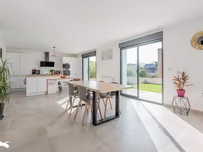Maison, 220 m²