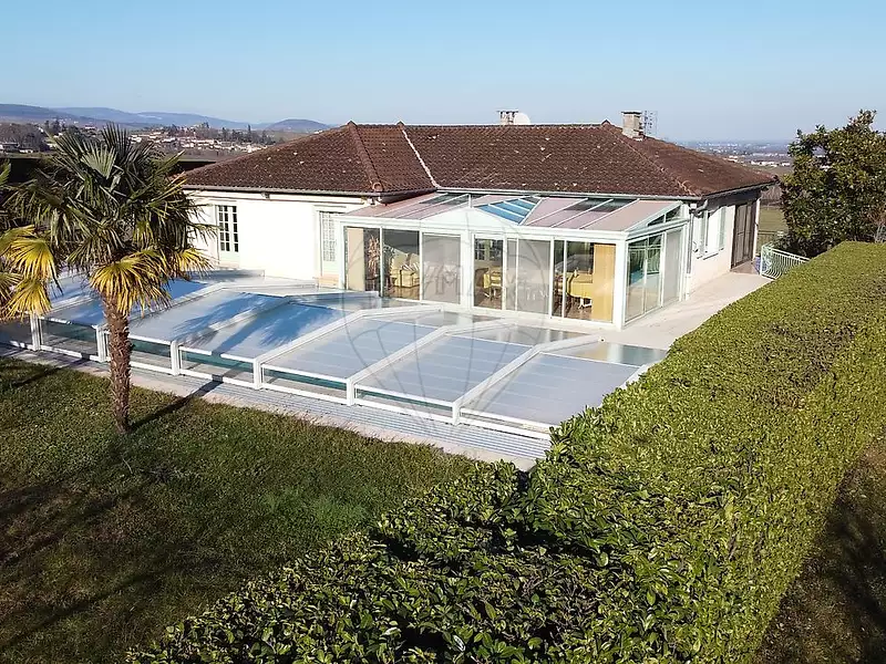 Maison, 250 m²
