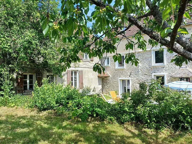 Immeuble, 320 m²