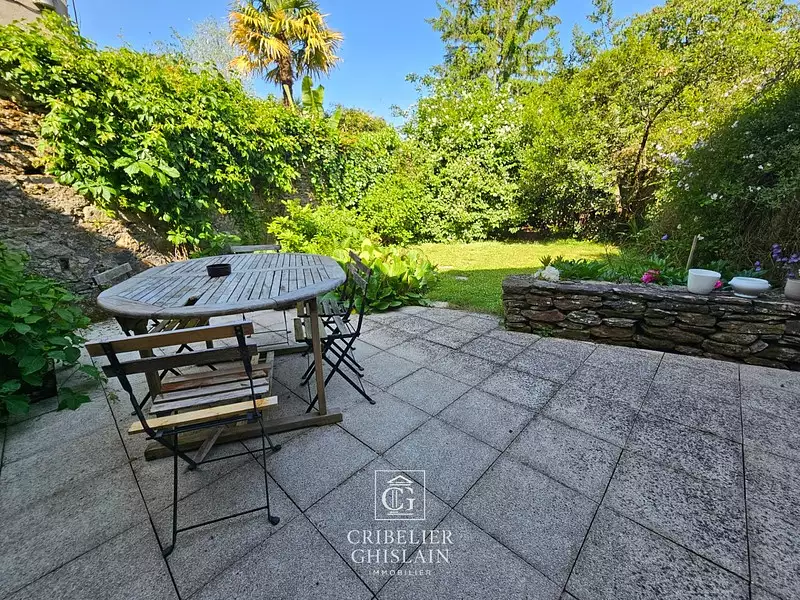 Maison, 248 m²