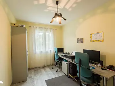 Maison, 84 m²