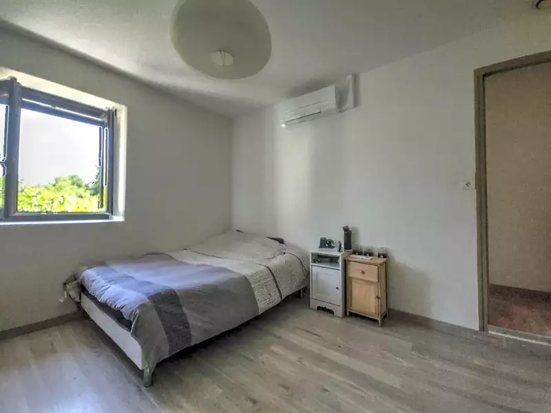 Maison, 211 m²