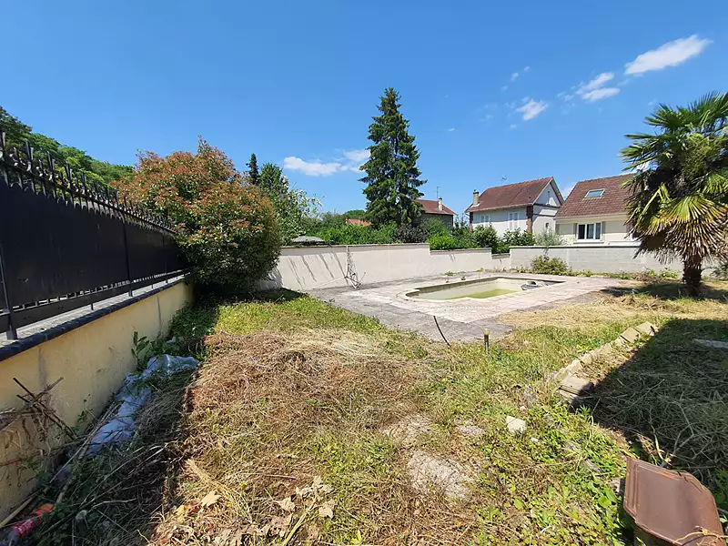 Terrain, 295 m²