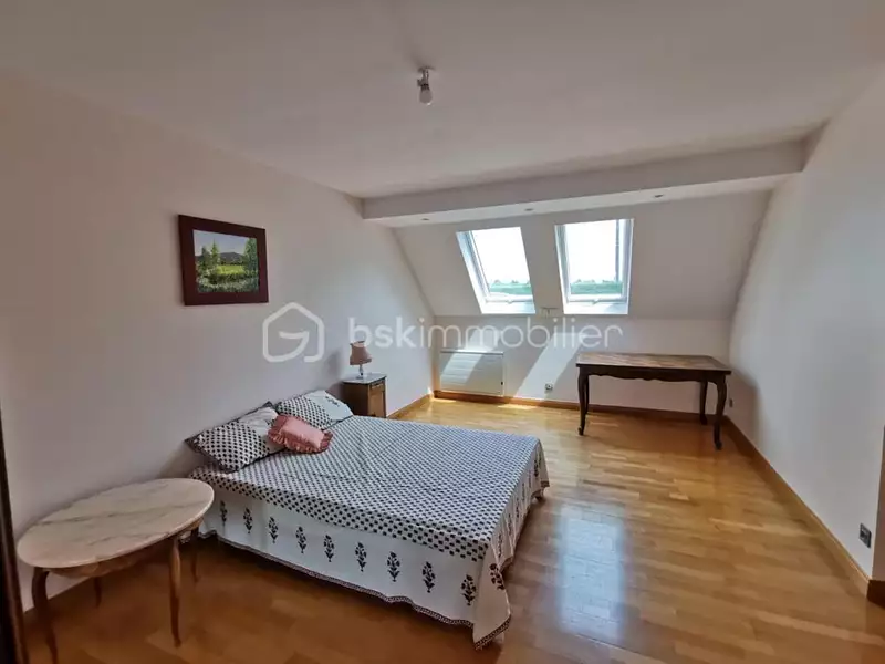 Maison, 215 m²