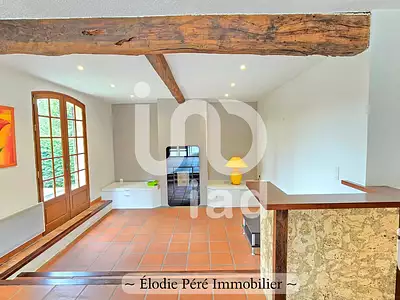 Maison, 143 m²