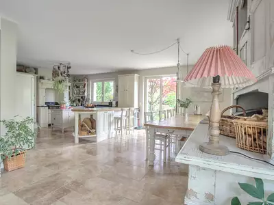 Maison, 260 m²