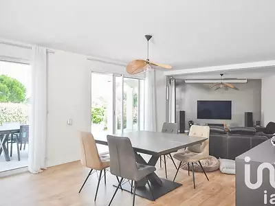 Maison, 161 m²