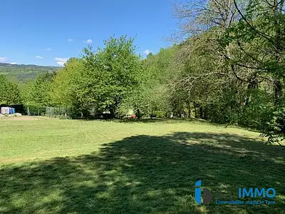 Terrain, 1 800 m²