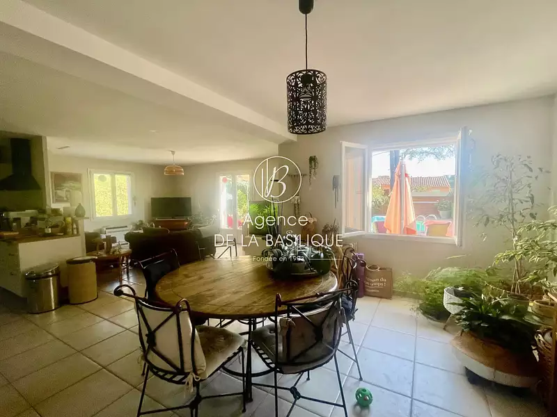 Maison, 100 m²