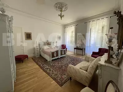 Maison, 331 m²