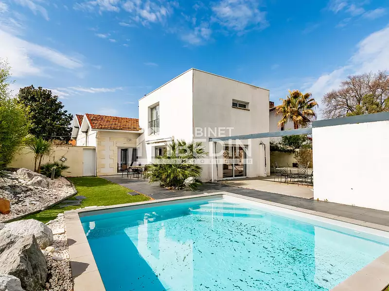 Maison, 179 m²