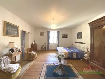 Maison, 254 m²