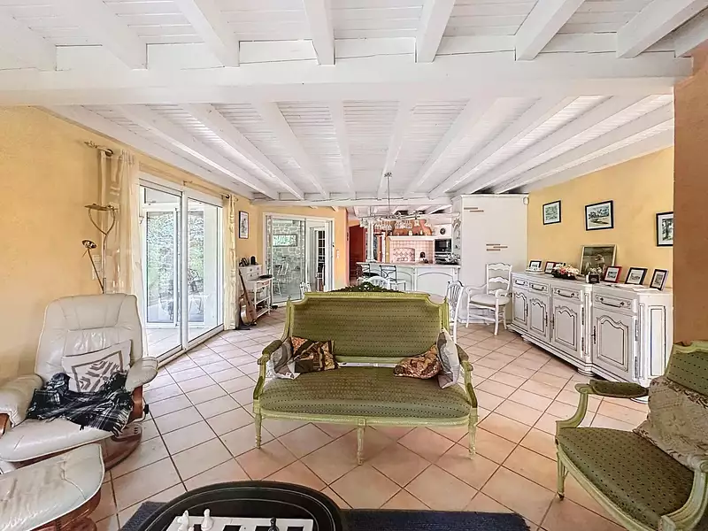 Maison, 220 m²