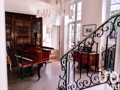 Maison, 325 m²