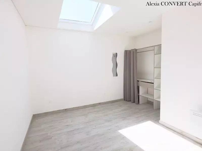 Maison, 211 m²