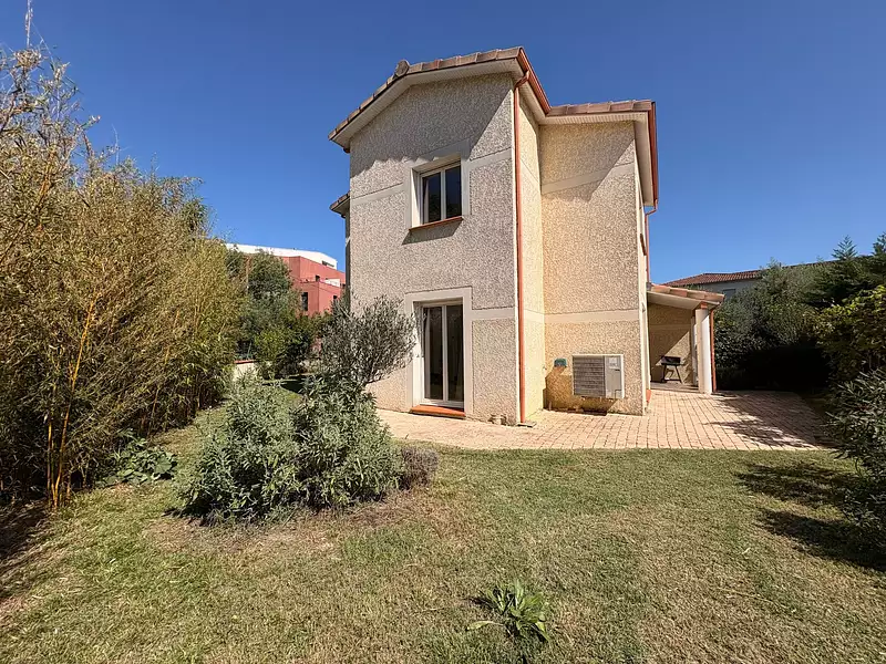 Maison, 84 m²