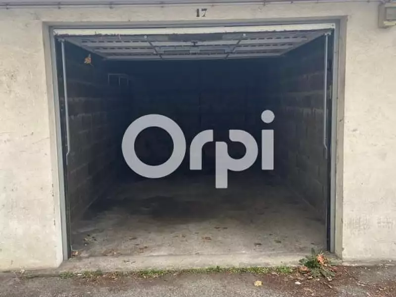Parking, 16 m²