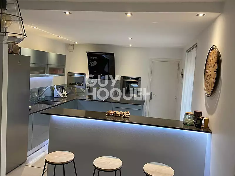 Maison, 157 m²