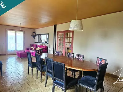Maison, 163 m²