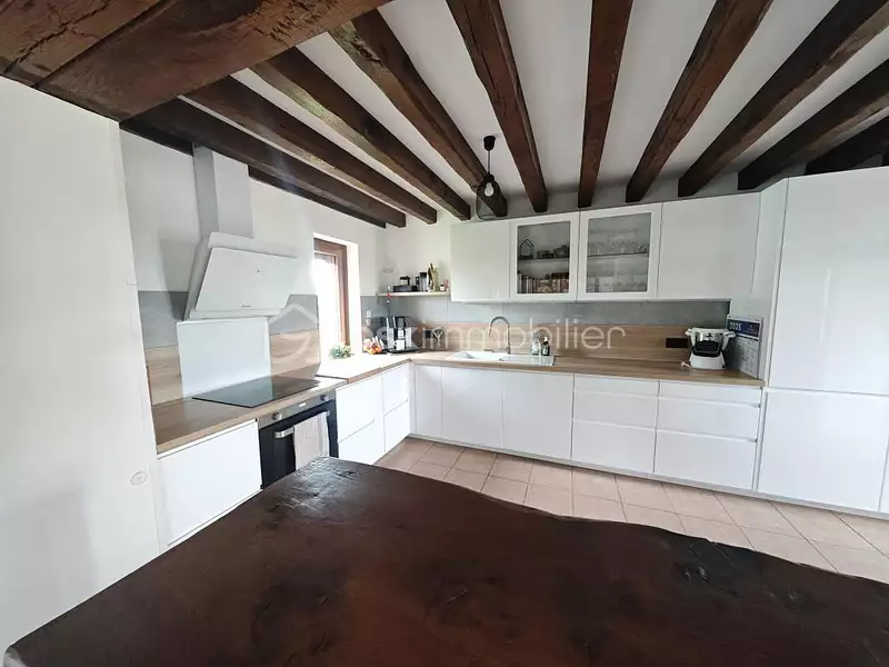 Maison, 146 m²