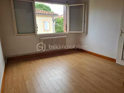 Immeuble, 111 m²