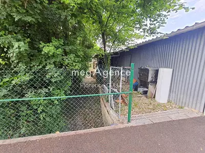 Terrain, 808 m²
