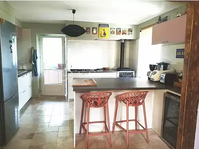 Maison, 200 m²
